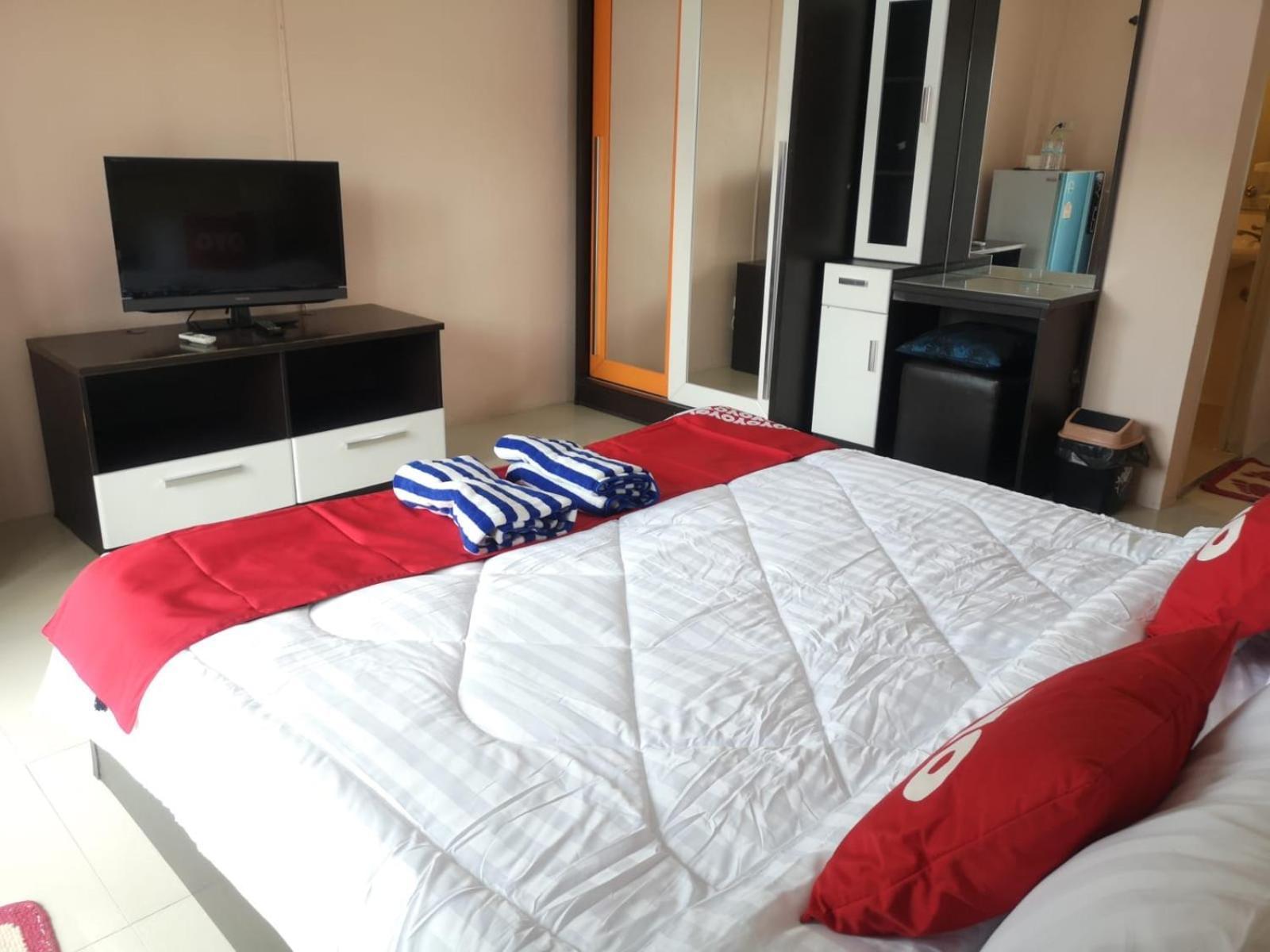 Kjs Pattaya Hotel Buitenkant foto