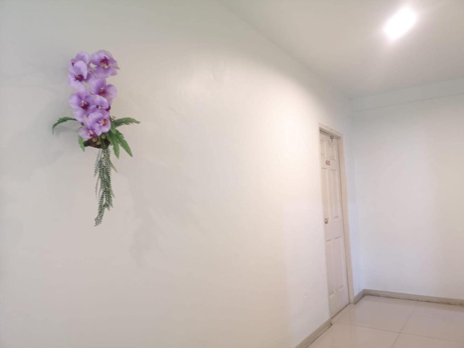 Kjs Pattaya Hotel Buitenkant foto