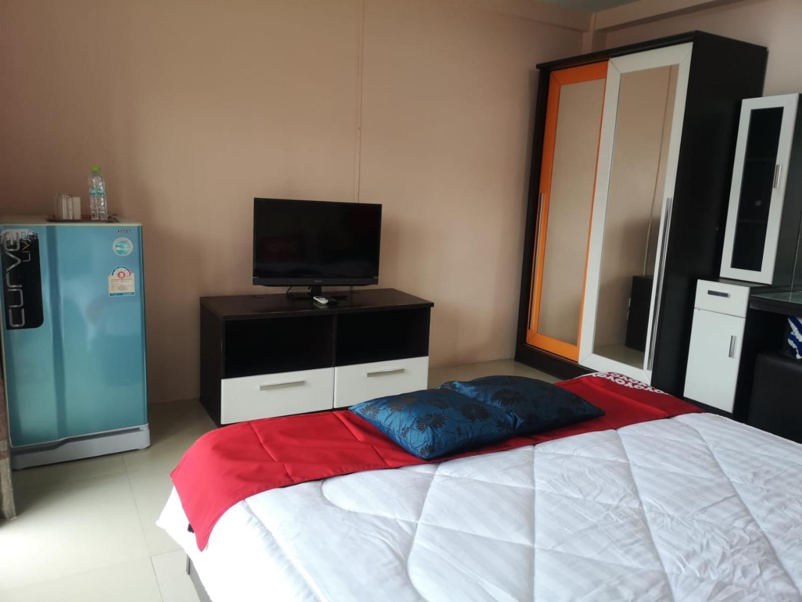 Kjs Pattaya Hotel Buitenkant foto