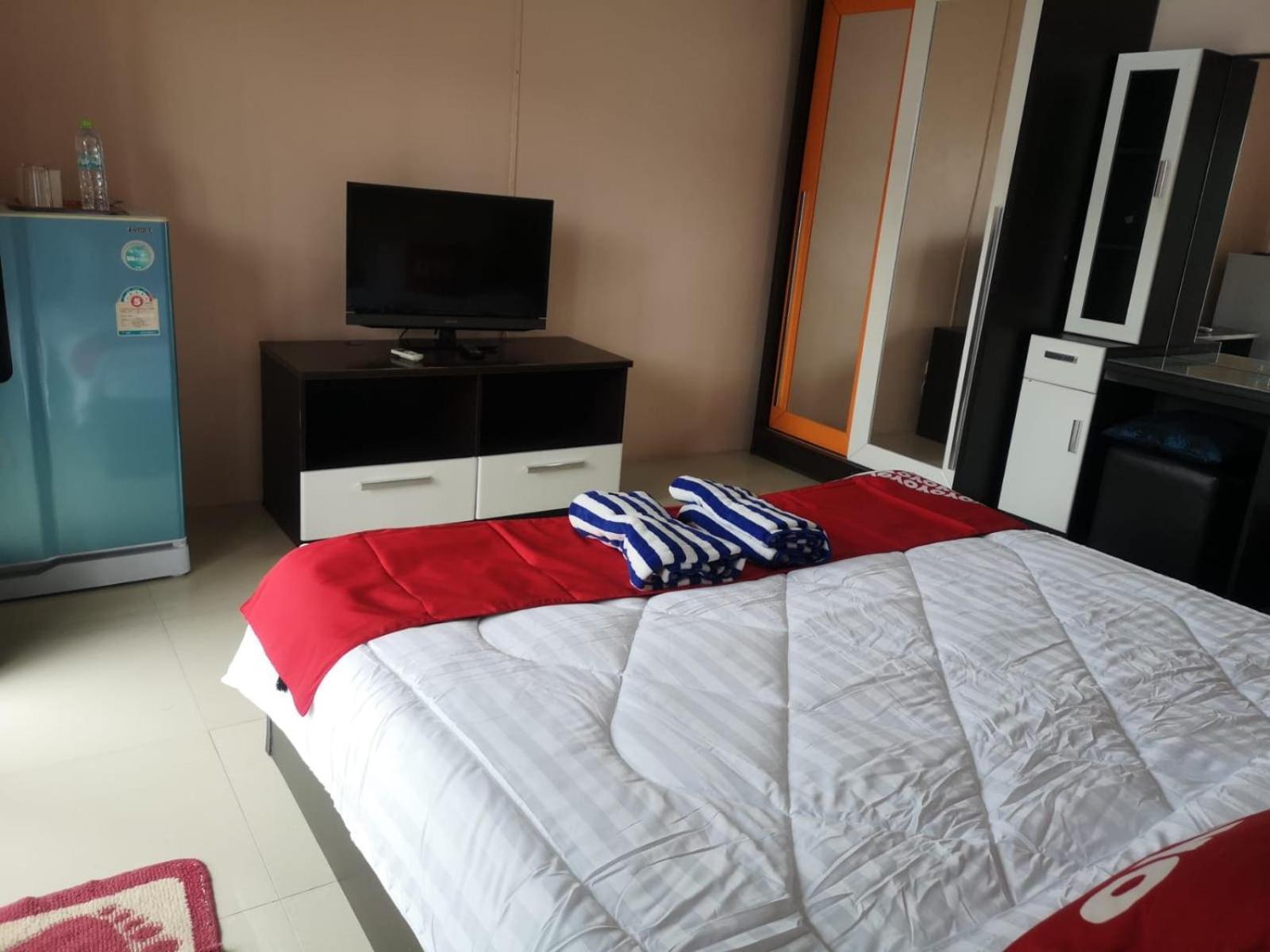 Kjs Pattaya Hotel Buitenkant foto